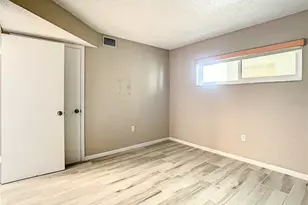 4575 Cove Cir, Saint Petersburg, FL 33708 - Photo 28