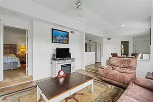 115 112th Ave NE, Saint Petersburg, FL 33716 - Photo 6
