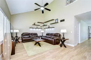 5301 Bradbury Ct, Tampa, FL 33624 - Photo 6