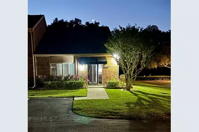 5301 Bradbury Court, Tampa, FL 33624 - Photo 2