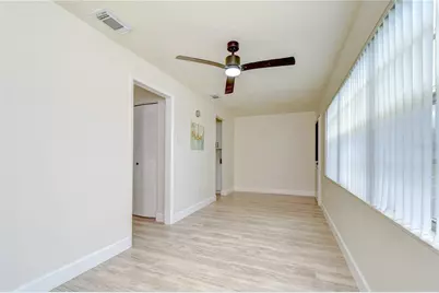10037 62nd Terrace N #5, Saint Petersburg, FL 33708 - Photo 22