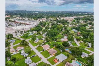 1318 59th Street N, Saint Petersburg, FL 33710 - Photo 30