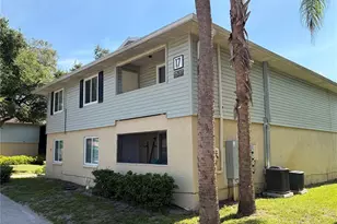 233 Thorntree Pl, Brandon, FL 33510 - Photo 1