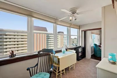 4550 Cove Circle #1009, Saint Petersburg, FL 33708 - Photo 14