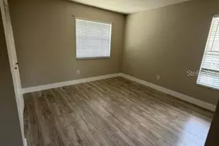 7202 E Bank Dr, Tampa, FL 33617 - Photo 6