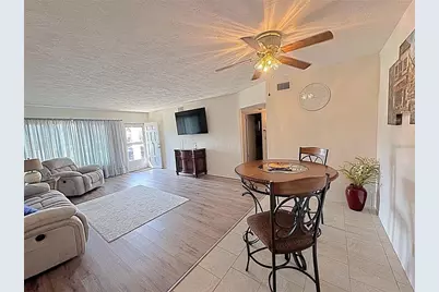 2001 World Parkway Boulevard #7, Clearwater, FL 33763 - Photo 6