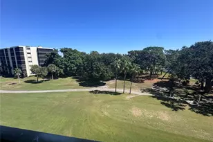 800 Cove Cay Dr, Clearwater, FL 33760 - Photo 16