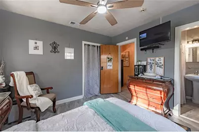 1901 E Paris Street, Tampa, FL 33610 - Photo 40