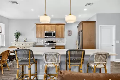 37581 Teri Court, Dade City, FL 33525 - Photo 10