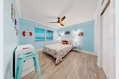 205 Dolphin Point #4, Clearwater Beach, FL 33767 - Photo 32