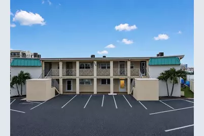 205 Dolphin Point #4, Clearwater Beach, FL 33767 - Photo 6