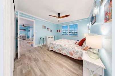 205 Dolphin Point #4, Clearwater Beach, FL 33767 - Photo 34