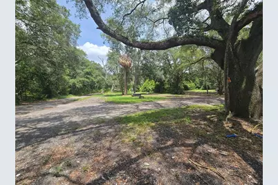 27133 Miller Road, Dade City, FL 33525 - Photo 22
