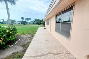 201 Bedford Trail, Sun City Center, FL 33573 - Photo 2
