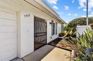7410 8th Ave W, Bradenton, FL 34209 - Photo 2