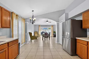 11519 Misty Isle Ln, Riverview, FL 33579 - Photo 8