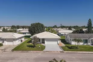 709 Hickory Ln, Bradenton, FL 34208 - Photo 2