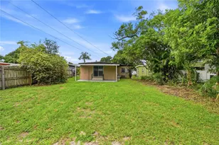 3219 40th St N, Saint Petersburg, FL 33713 - Photo 28