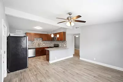 3219 40th Street N, Saint Petersburg, FL 33713 - Photo 4