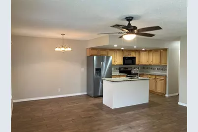 7112 2nd Street N, Saint Petersburg, FL 33702 - Photo 4