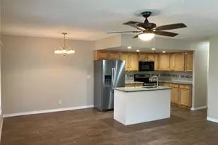 7112 2nd St N, Saint Petersburg, FL 33702 - Photo 4