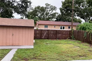 7112 2nd St N, Saint Petersburg, FL 33702 - Photo 16