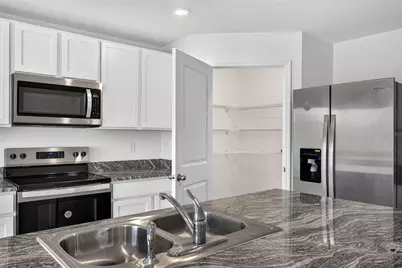 7622 Rosewood Garden Loop, Tampa, FL 33637 - Photo 18