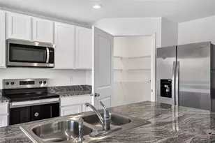 7622 Rosewood Garden Loop, Tampa, FL 33637 - Photo 18