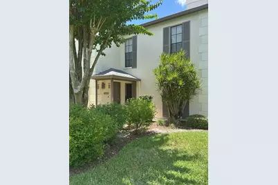 13046 Village Chase Circle #13046, Tampa, FL 33618 - Photo 4