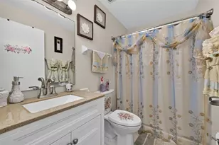 4772 Silver Cir, Zephyrhills, FL 33541 - Photo 22