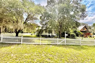 16 52nd St, Yankeetown, FL 34498 - Photo 2