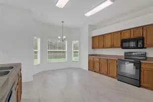 27512 Breakers Dr, Wesley Chapel, FL 33544 - Photo 16