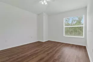 27512 Breakers Dr, Wesley Chapel, FL 33544 - Photo 34