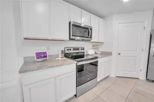 36558 Spanish Rose Dr, Dade City, FL 33525 - Photo 14