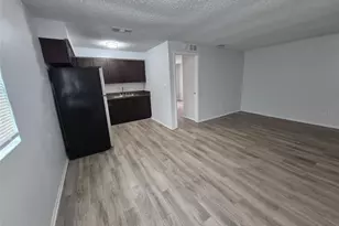 3712 W Cass St, Tampa, FL 33609 - Photo 2