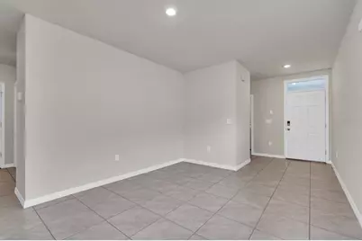17070 Oval Rum Drive, Wimauma, FL 33598 - Photo 8
