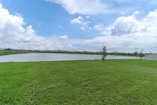 17070 Oval Rum Dr, Wimauma, FL 33598 - Photo 32