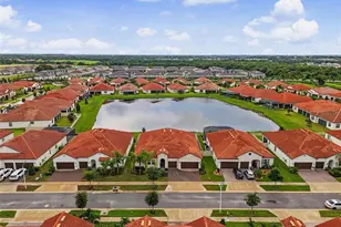 17109 Star Banks St, Wimauma, FL 33598 - Photo 2