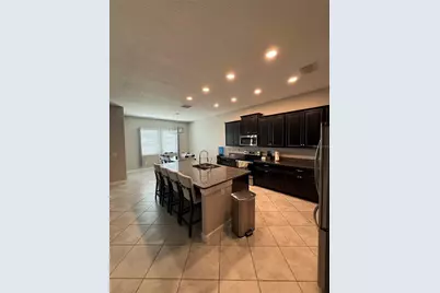 11612 Sunburst Marble Road, Riverview, FL 33579 - Photo 2