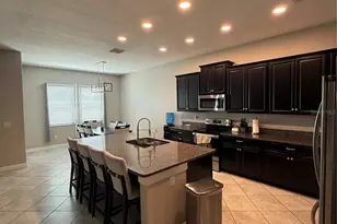11612 Sunburst Marble Rd, Riverview, FL 33579 - Photo 2