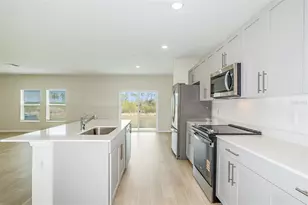 34634 Silent Pine Run, Dade City, FL 33525 - Photo 8
