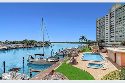 51 Island Way #108, Clearwater Beach, FL 33767 - Photo 32