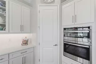 29657 Picana Ln, Wesley Chapel, FL 33543 - Photo 22