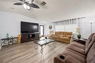 9242 Denmarsh Dr, Brooksville, FL 34613 - Photo 8