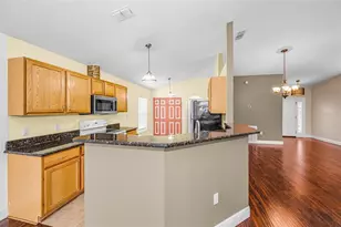 17029 Torvest Ct, Land O Lakes, FL 34638 - Photo 14