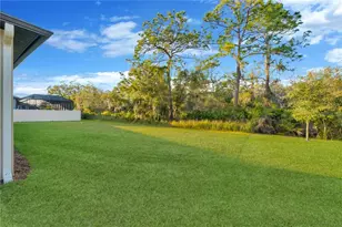 3908 Gaviota Dr, Sun City Center, FL 33573 - Photo 12