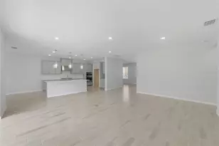 1645 Trailhead Ln, Zephyrhills, FL 33541 - Photo 18