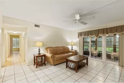 3232 Lake Pine Way E #B1, Tarpon Springs, FL 34688 - Photo 2