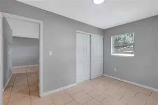10315 N 9th St, Tampa, FL 33612 - Photo 14