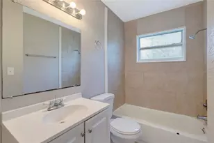 10315 N 9th St, Tampa, FL 33612 - Photo 30